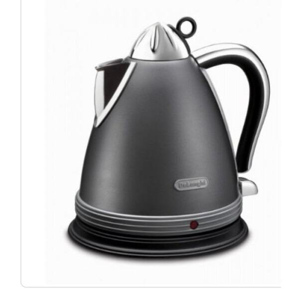 DELONGHI ELECTRIC WATER KETTLE - Picture 2 of 8